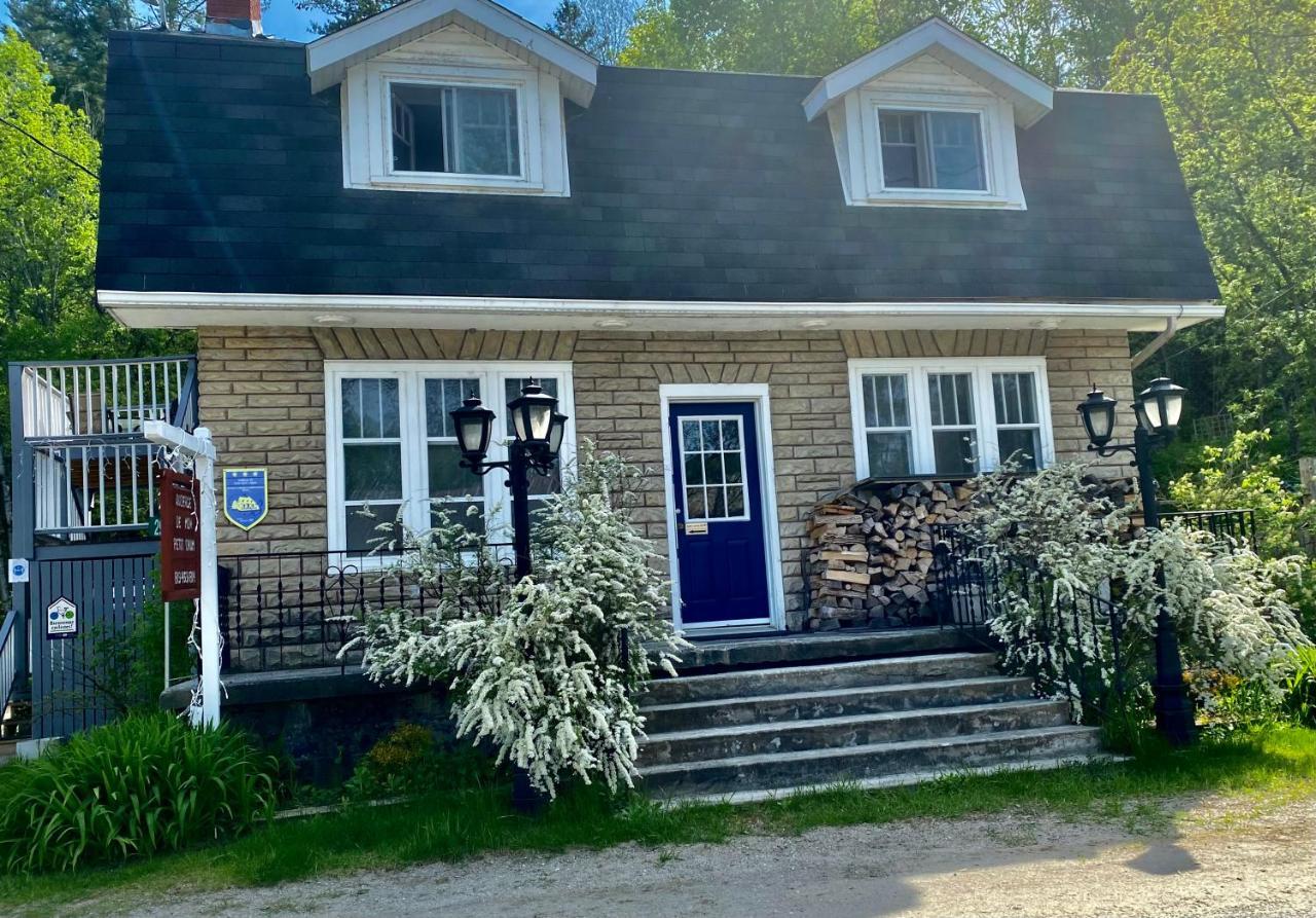 Auberge De Mon Petit Chum B&B ويكفيلد المظهر الخارجي الصورة