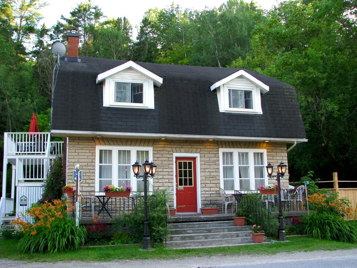 Auberge De Mon Petit Chum B&B ويكفيلد المظهر الخارجي الصورة